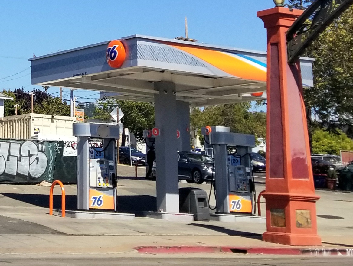 76 Gas Station Oakland