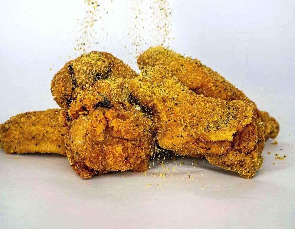6 Chicken Wings at iniBurger