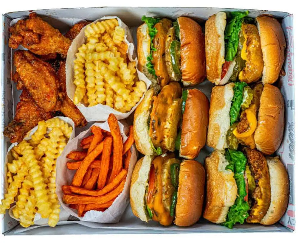 M'ini Miny Moe Family Box at iniBurger