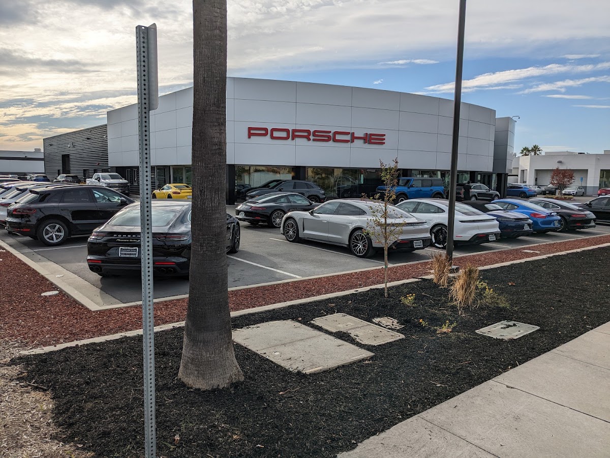 Porsche Fremont Service Center