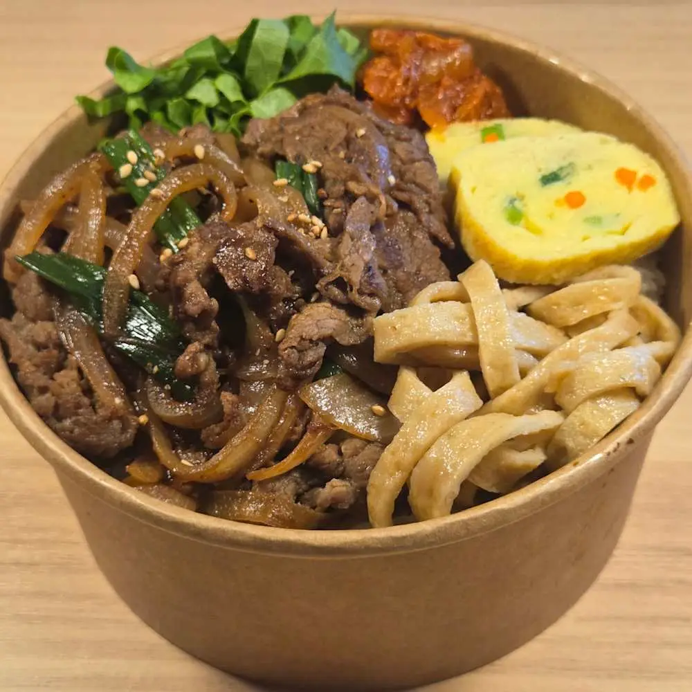 BULGOGI RICE BOWL at Rice Junky