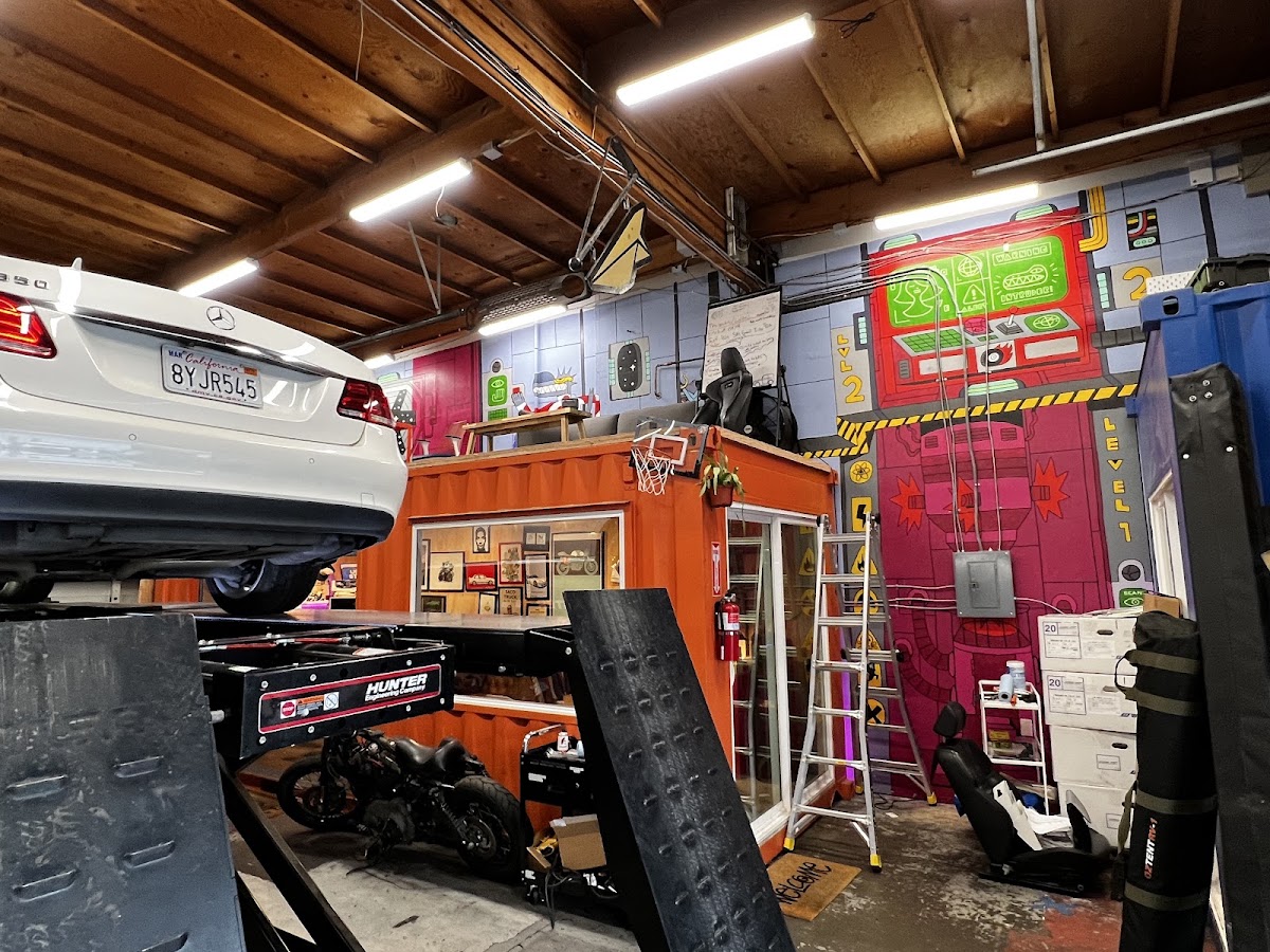 Love Shop Auto
