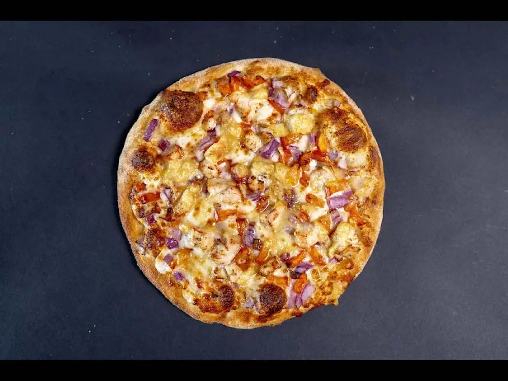Chicken Garlic Pizza at My Indian Pizza