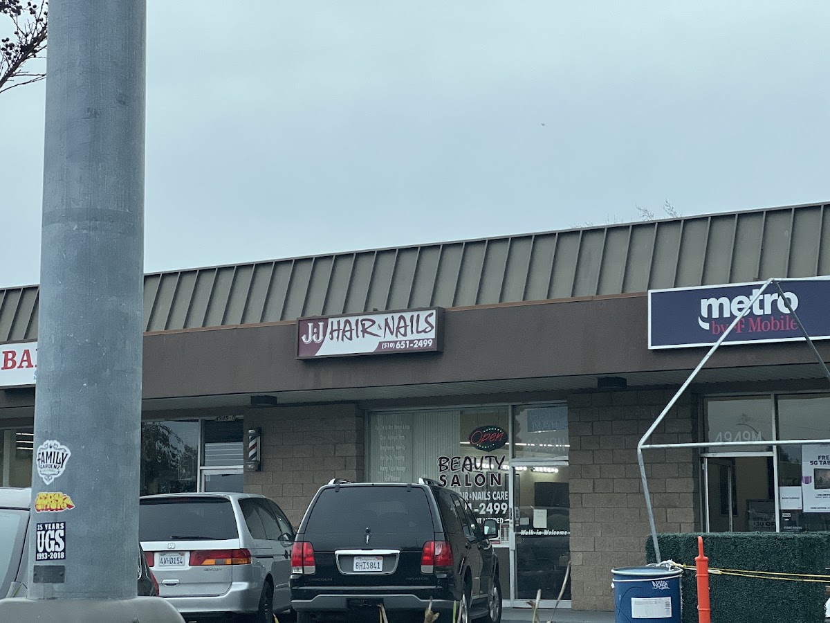 J & J Hair & Nails