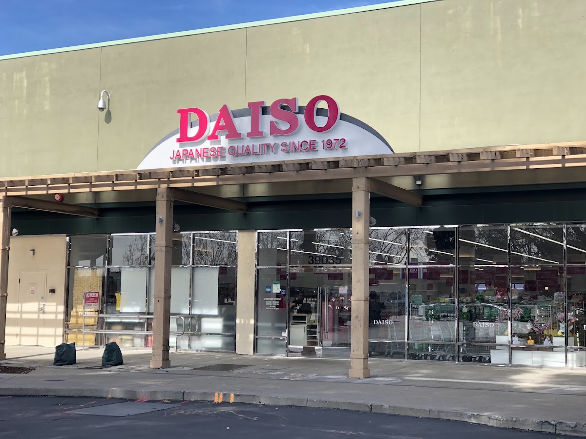 Daiso - Japanese Household Goods