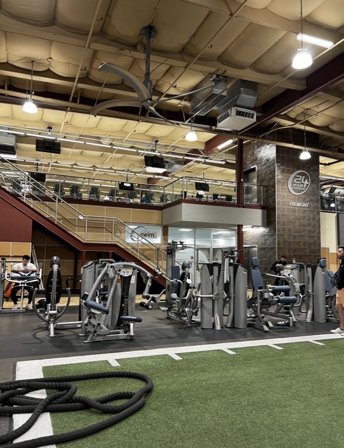 24 Hour Fitness