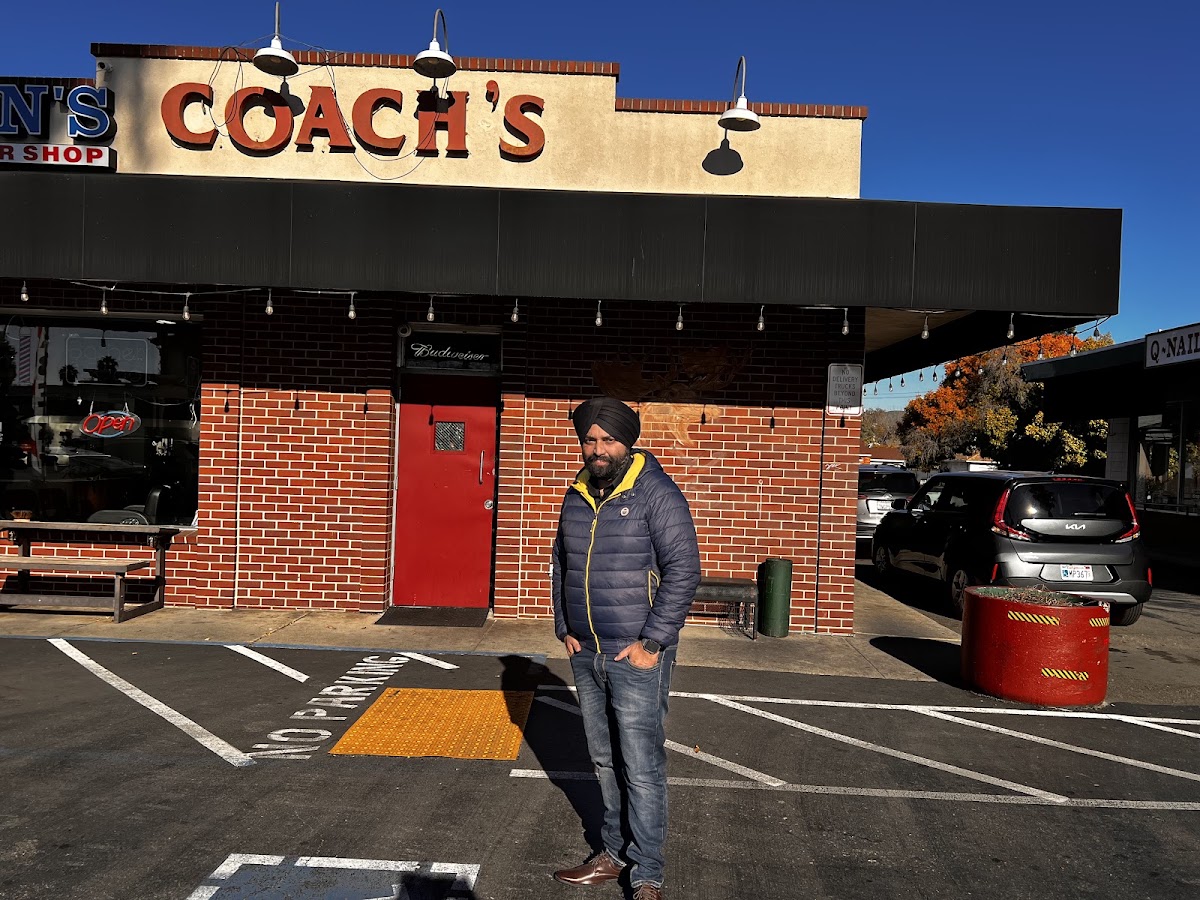 Coach's Sports bar