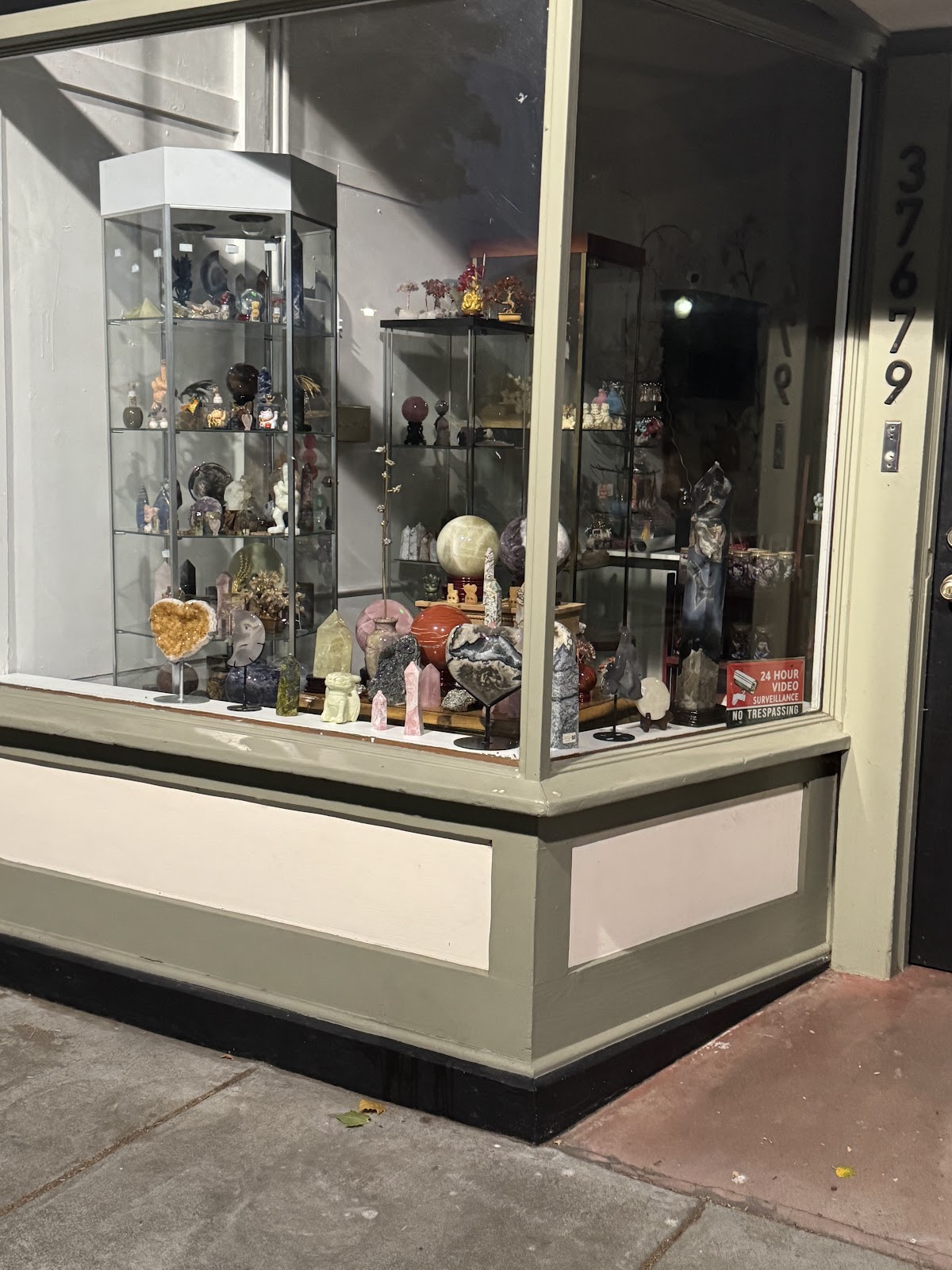 Eloisa’s Gifts and Treasures