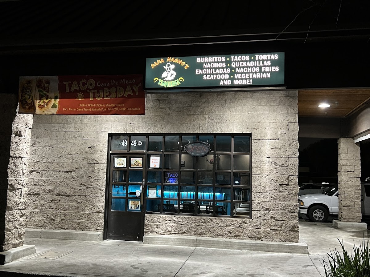 Taqueria Papa nacho’s