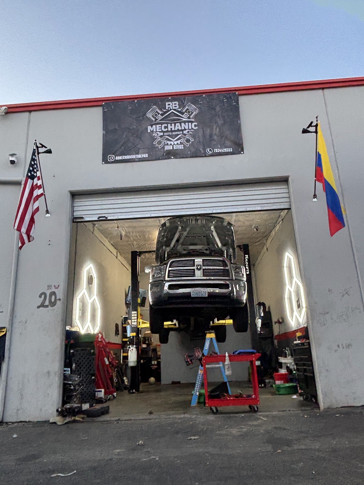ALMAS MOTORS LLC