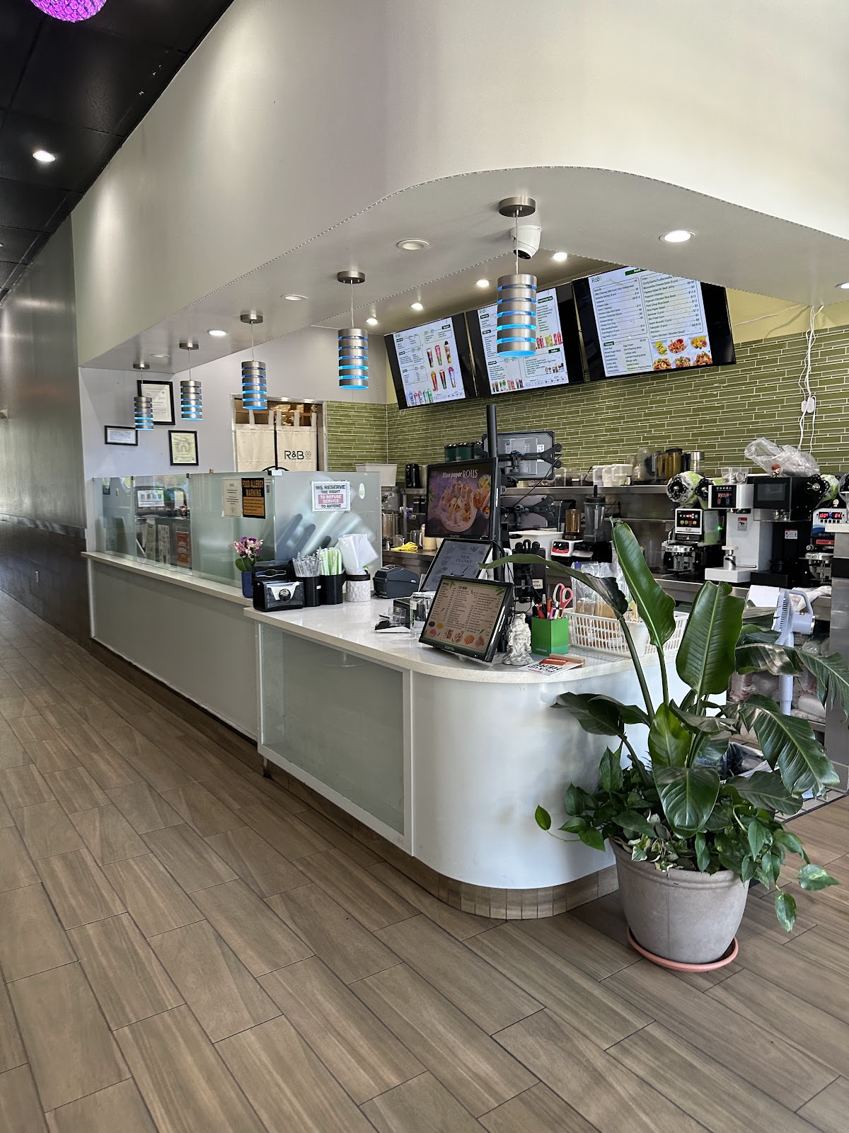 R&B Tea - Fremont