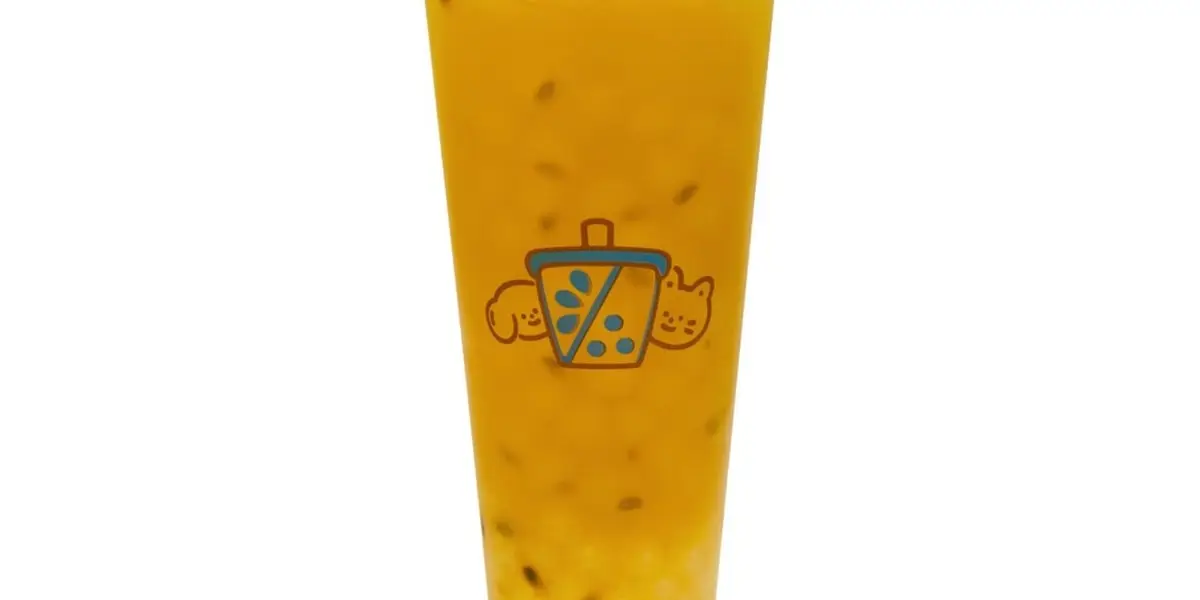 Mango Passion Fruit Green Tea W/ Mango Popping Boba 芒果百香果绿茶 at Duet Tea