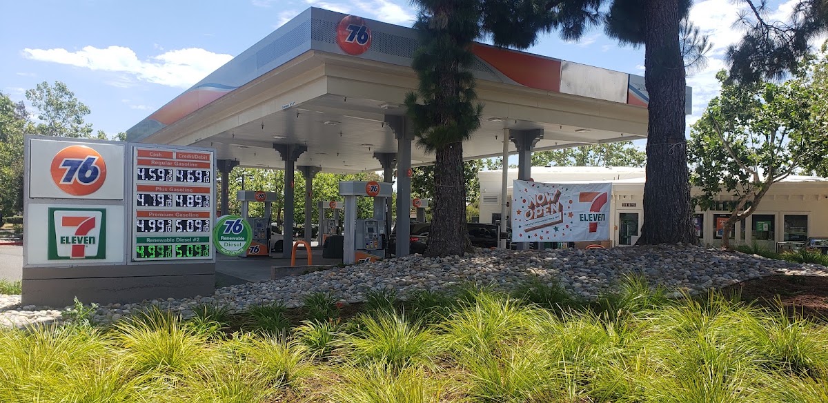 7-Eleven