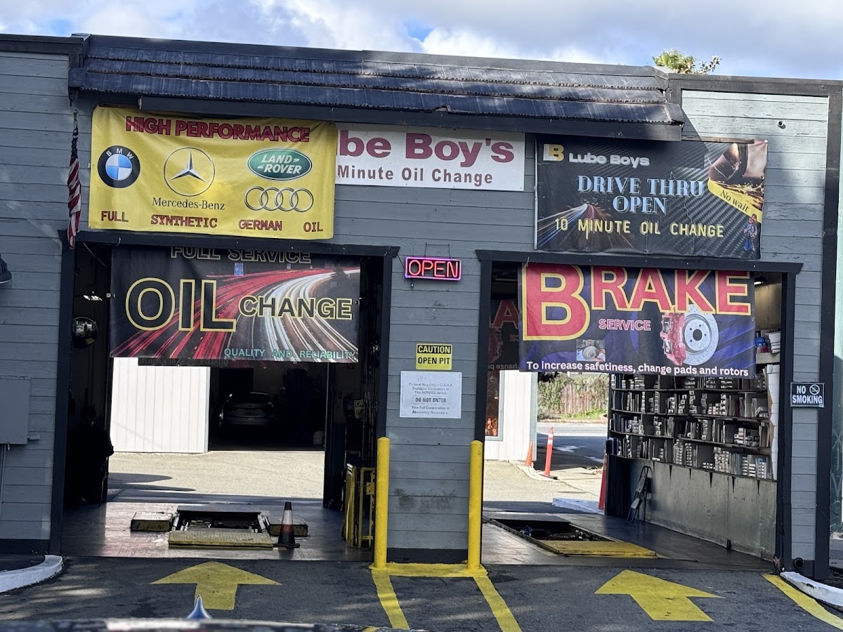 Popular Boys 10 minute oil change Tire& Balance