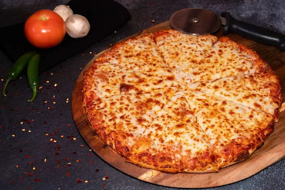 Cheese Pizza at Curry Pizza House