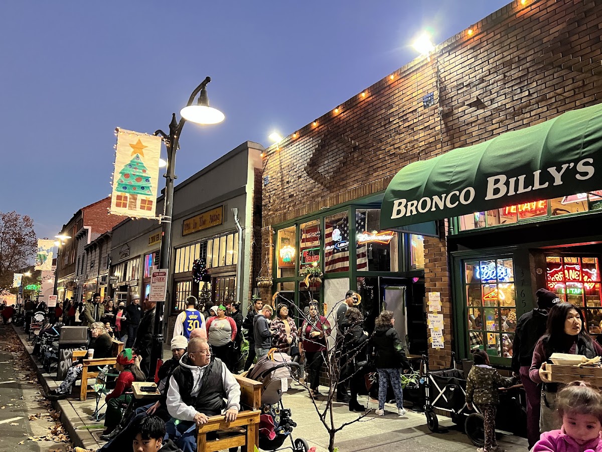 Bronco Billy's Pizza Palace
