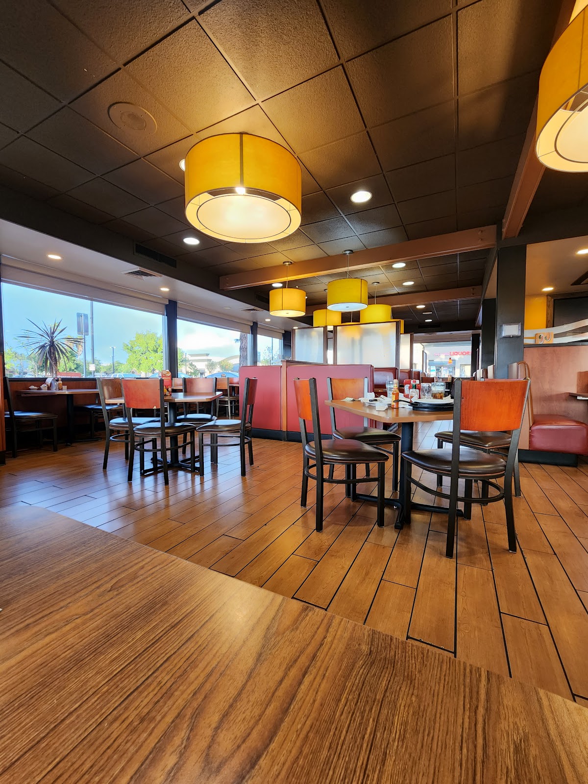 Denny's Restaurant