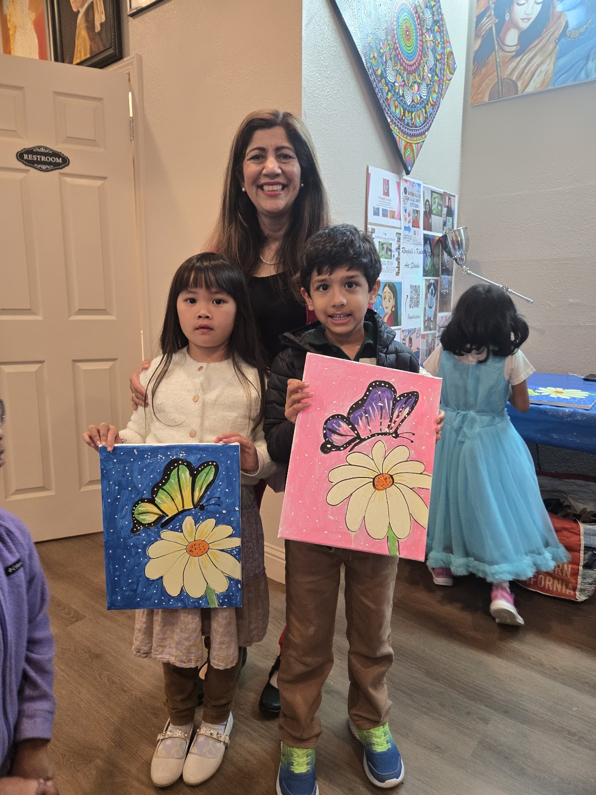 Roopali's Kala Art Studio