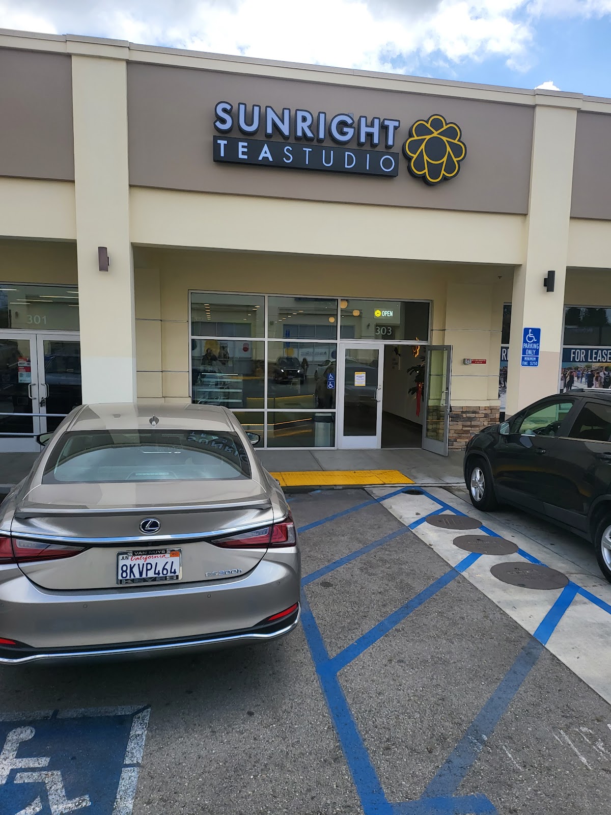 Sunright Tea Studio Alhambra — Tea House in Alhambra, CA
