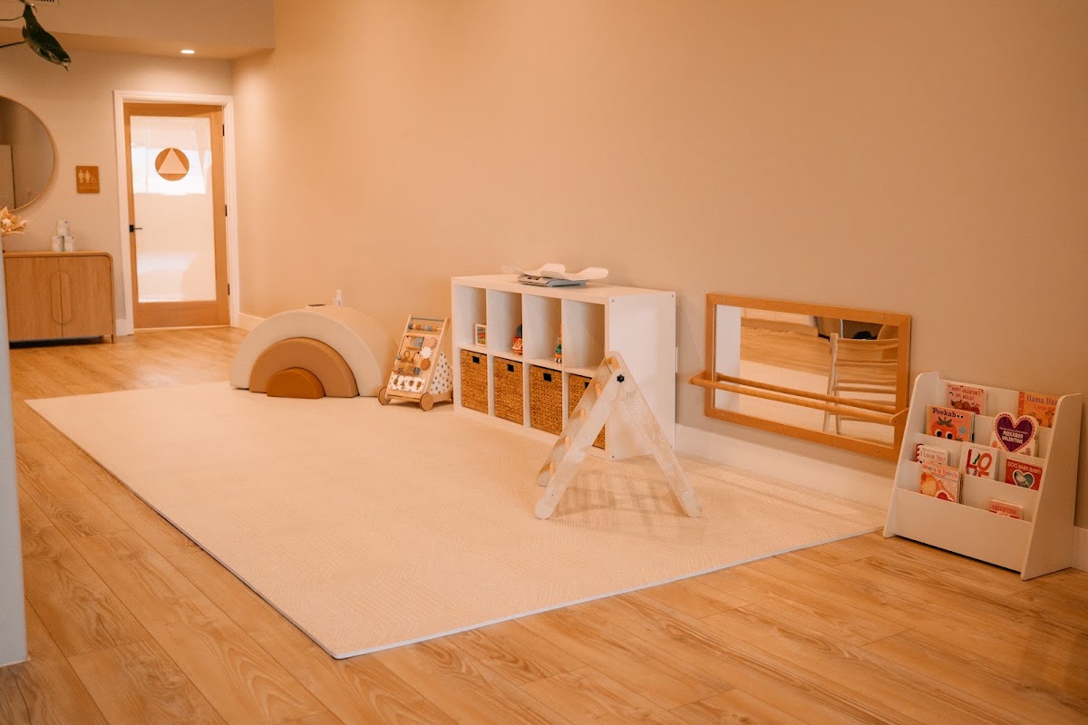 New Mom School Aliso Viejo — in Aliso Viejo, CA (photo 2 of 2)