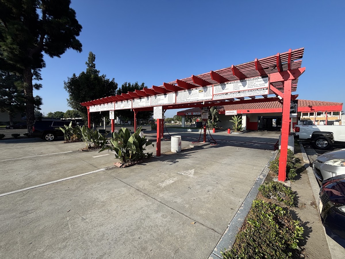 Anaheim Hand Car Wash — Car Wash in Anaheim, CA (photo 2 of 3)