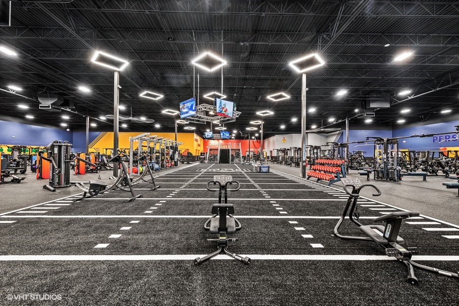 Free trial at Crunch Fitness Anaheim