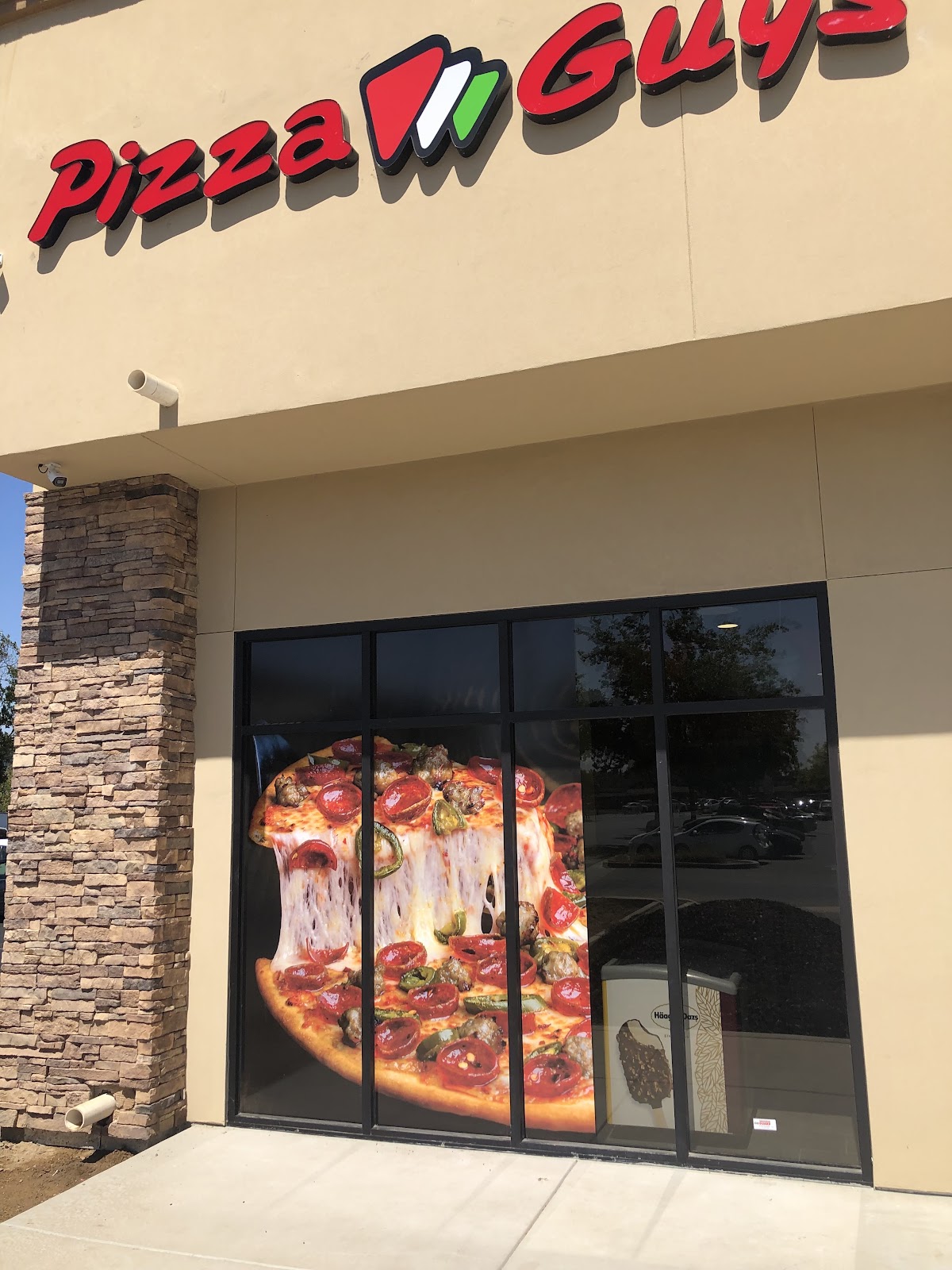 Pizza Guys — Pizza Restaurant in Atwater, CA (photo 2 of 3)
