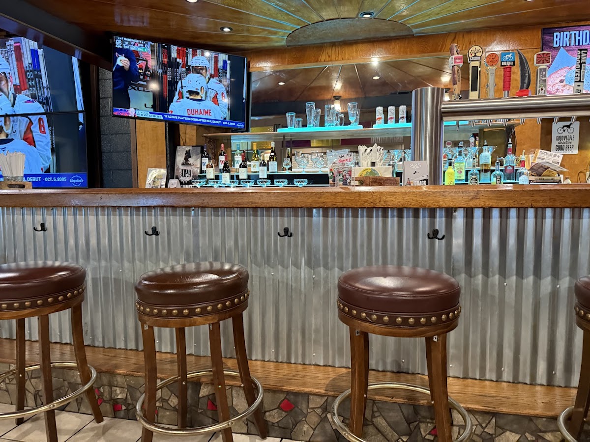 Thursday $10 beer mugs at Brewster’s Burger