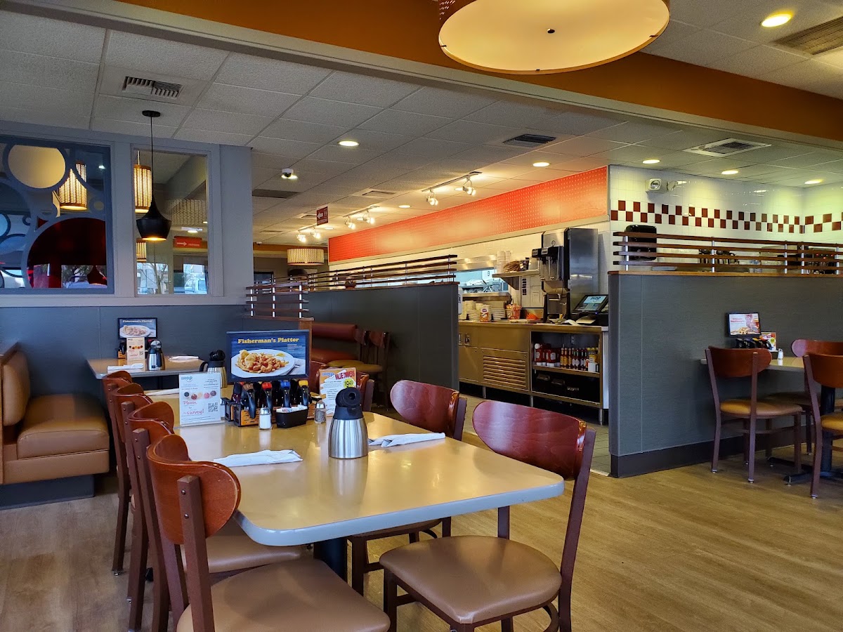 IHOP — Food & Drink in Banning, CA
