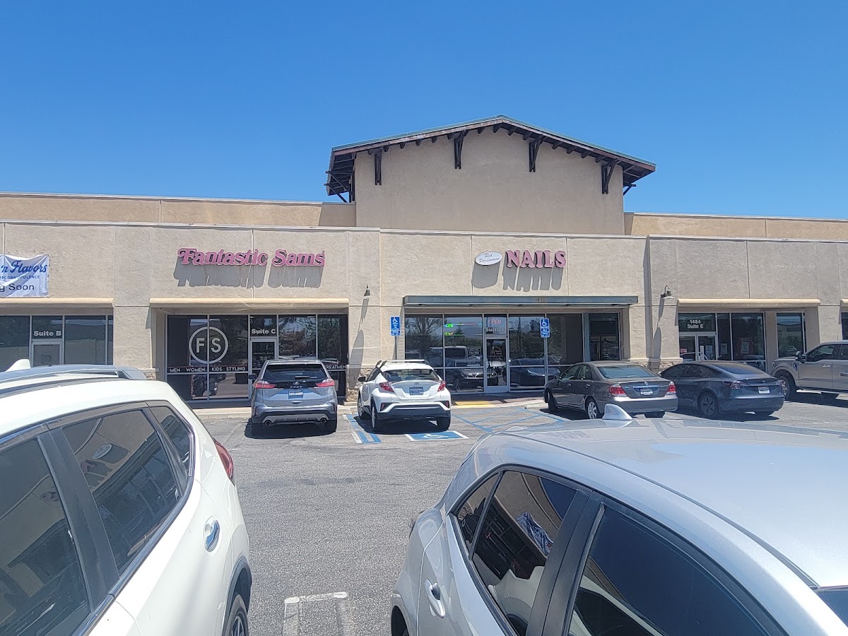 Fantastic Sams — Hair Salon in Beaumont, CA