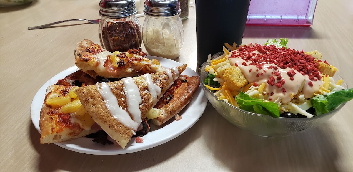 Pizza Round Up — in Biggs, CA (photo 2 of 2)