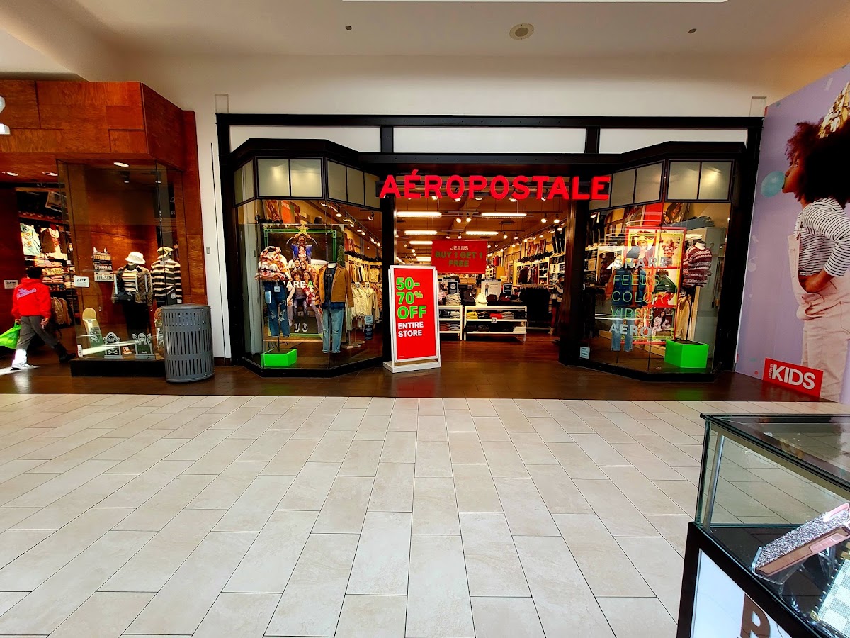 Aeropostale — in Cerritos, CA