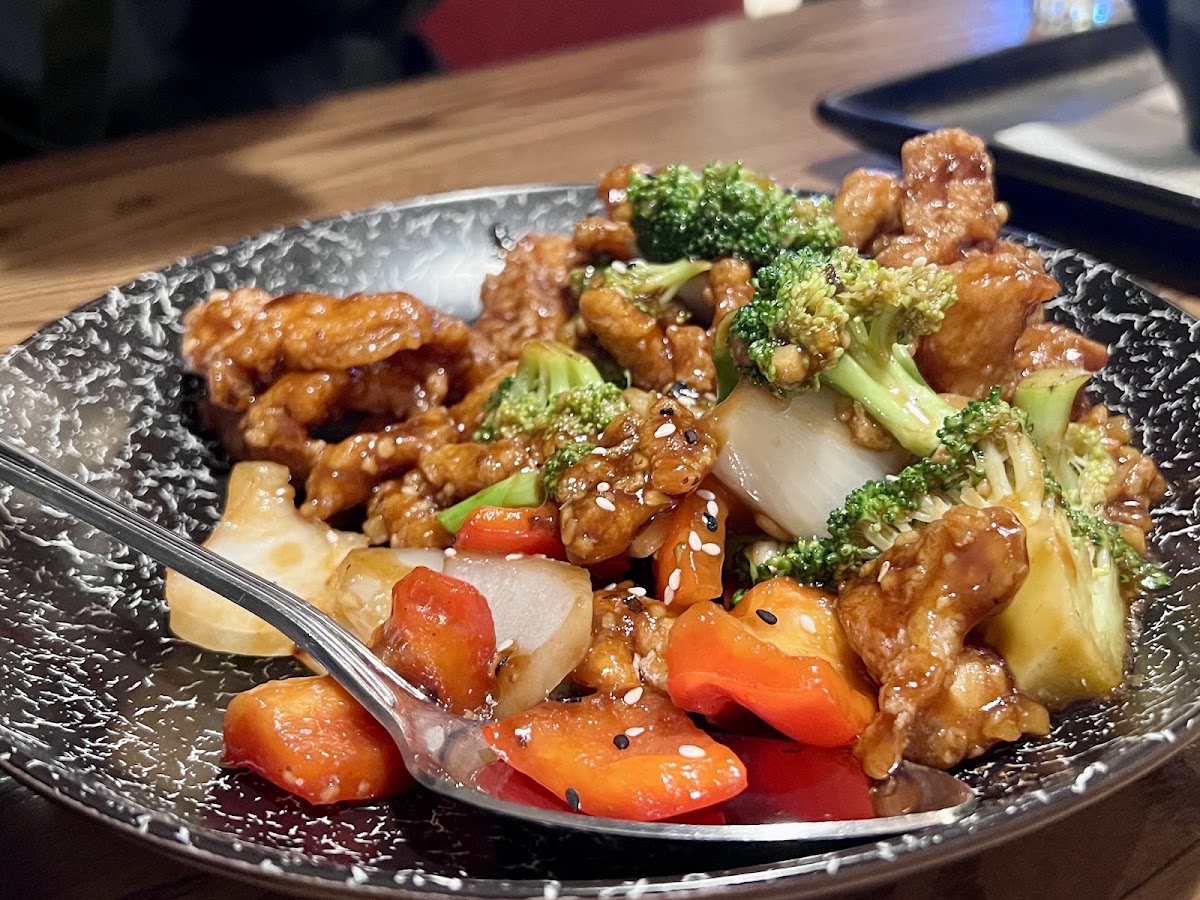 P.F. Chang's Cerritos — Chinese Restaurant in Cerritos, CA (photo 3 of 3)