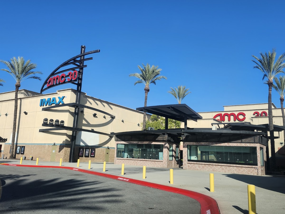 AMC Covina 17 — in Covina, CA (photo 2 of 2)