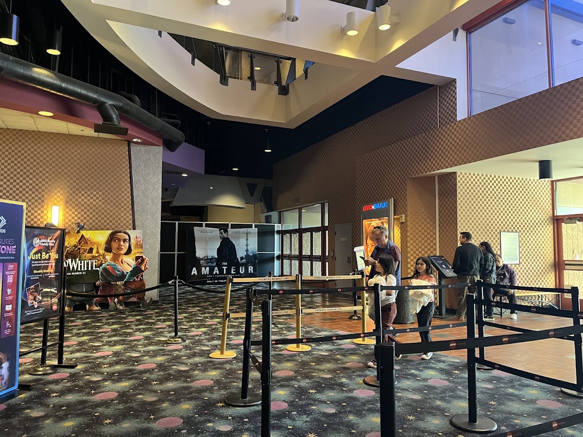 AMC Covina 17 — in Covina, CA (photo 3 of 3)