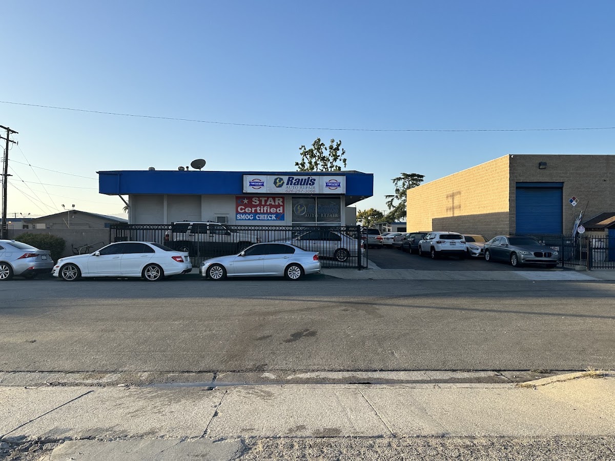 Raul's Auto Repair — in Covina, CA (photo 2 of 2)