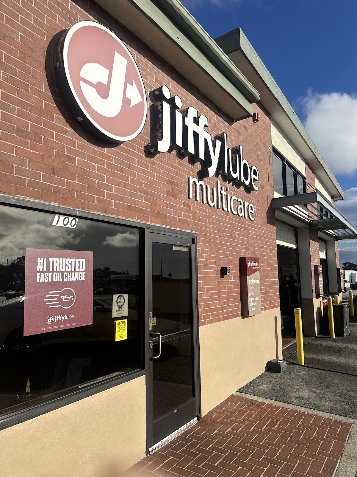 Jiffy Lube — Auto Repair Shop in Daly City, CA (photo 2 of 3)