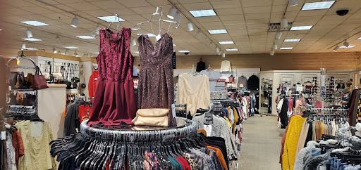 Danville Town and Country Shopping Center — Shopping Center in Danville, CA
