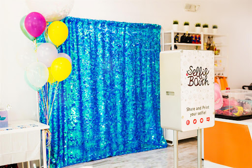 Selfie Booth Co. | San Francisco Photo Booth Rental — Party Equipment Rental in Danville, CA
