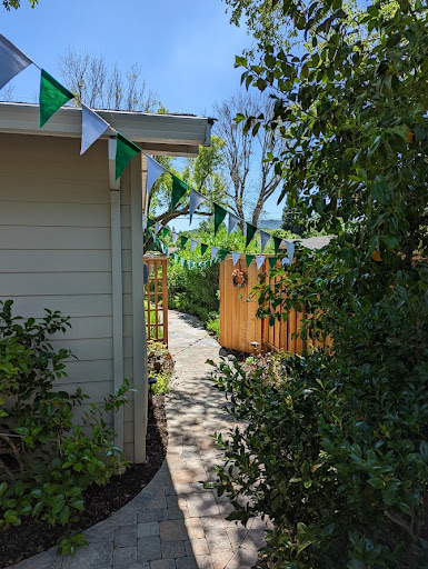 The Ivies Montessori — Montessori School in Danville, CA