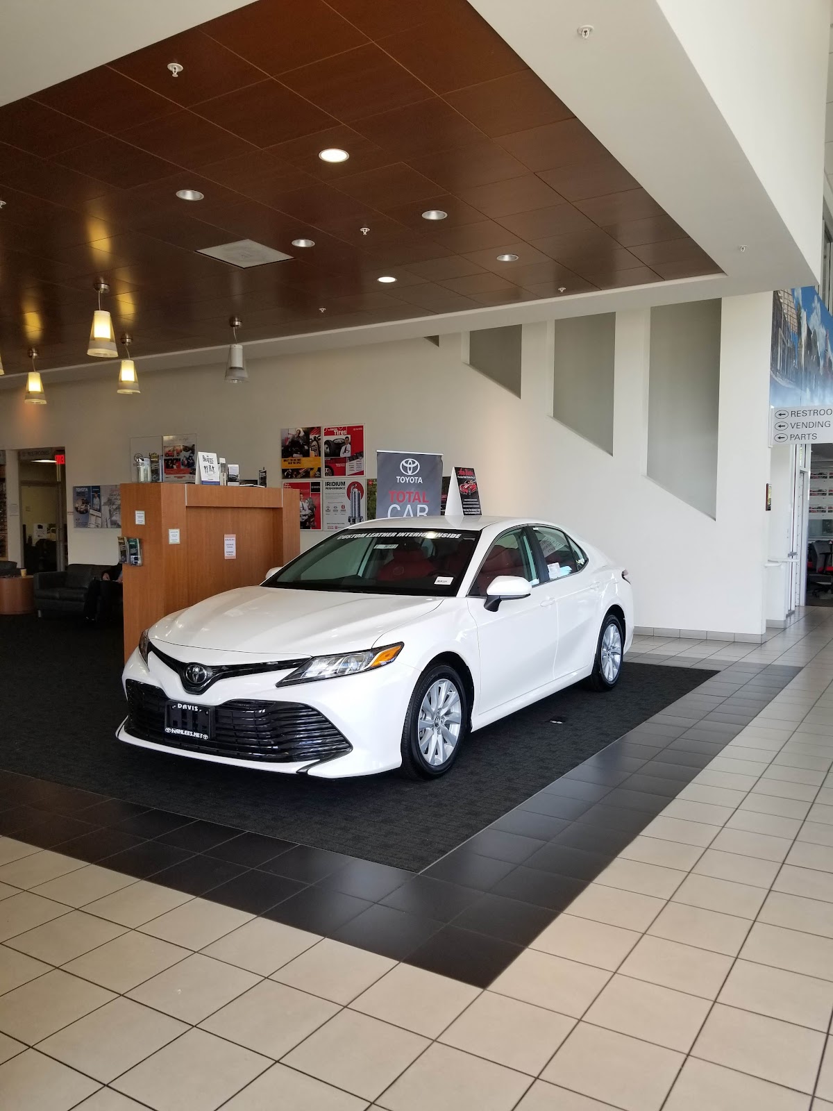 Hanlees Davis Toyota — Automotive in Davis, CA (photo 3 of 3)