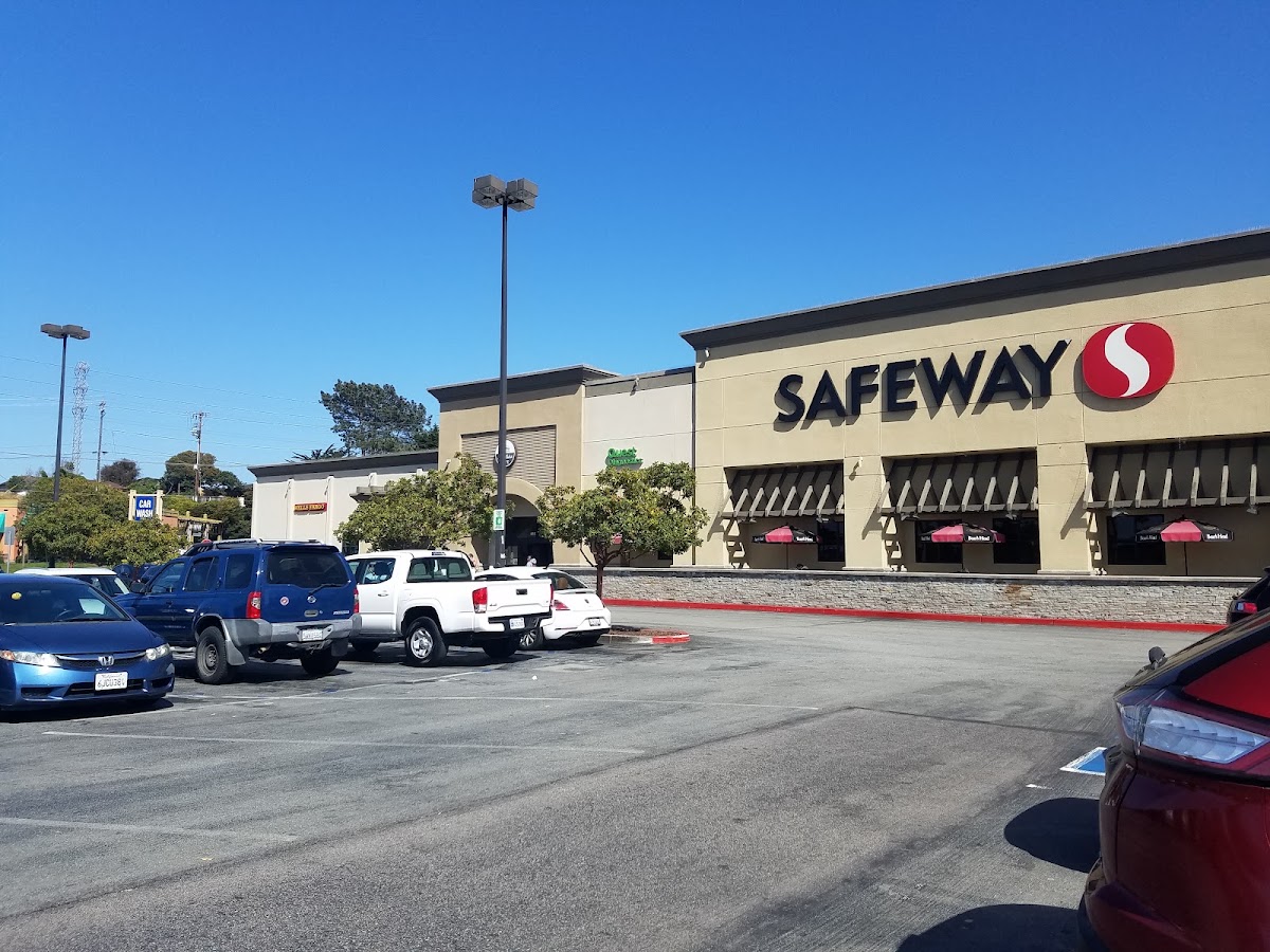 Safeway — Grocery Store in Del Rey Oaks, CA