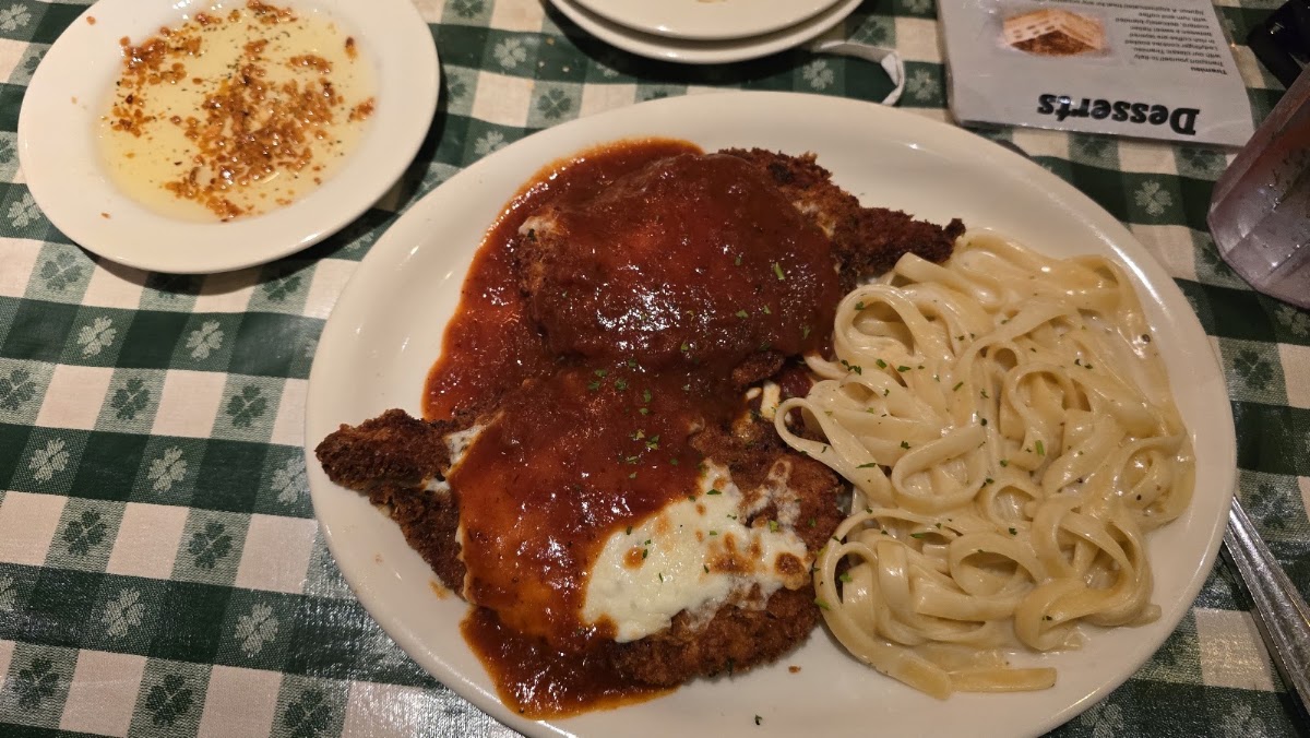 Johnny Carino’s El Centro — Food & Drink in El Centro, CA (photo 3 of 3)