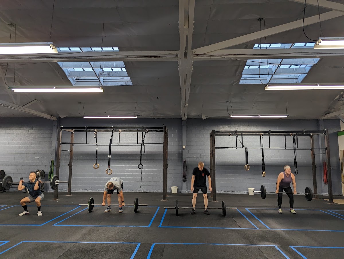 Free coached introductory session at CrossFit Oakland