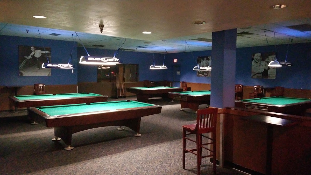 Lucky Strike Fontana — Bowling Alley in Fontana, CA (photo 3 of 3)