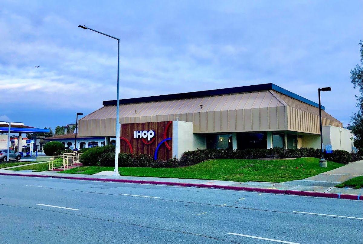IHOP — Food & Drink in Foster City, CA