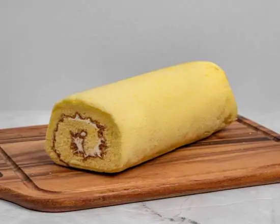 Vanilla Roll at Basquia Bakery