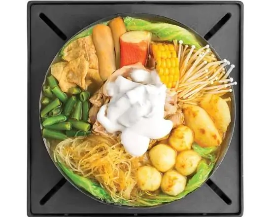 #6 Milk Cream Curry Hot Soup at Boiling Point
