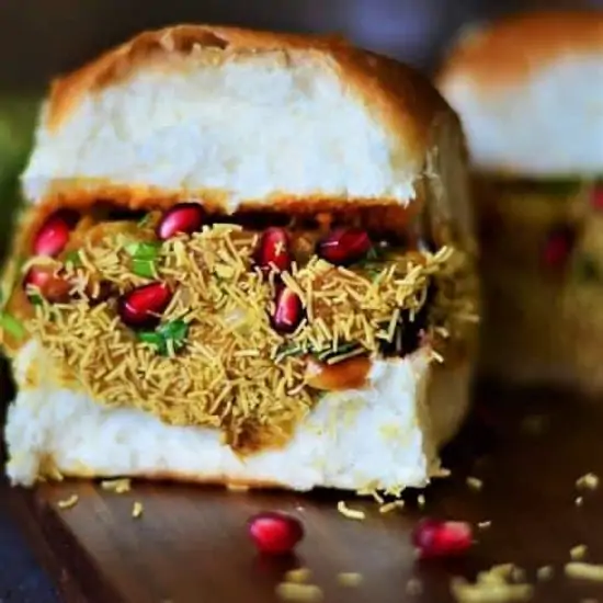 Dabeli at CarKhaana