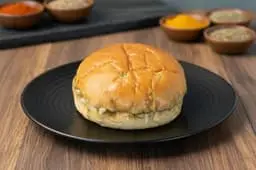 Cheese Chutney Bun at Chaiwala Shop